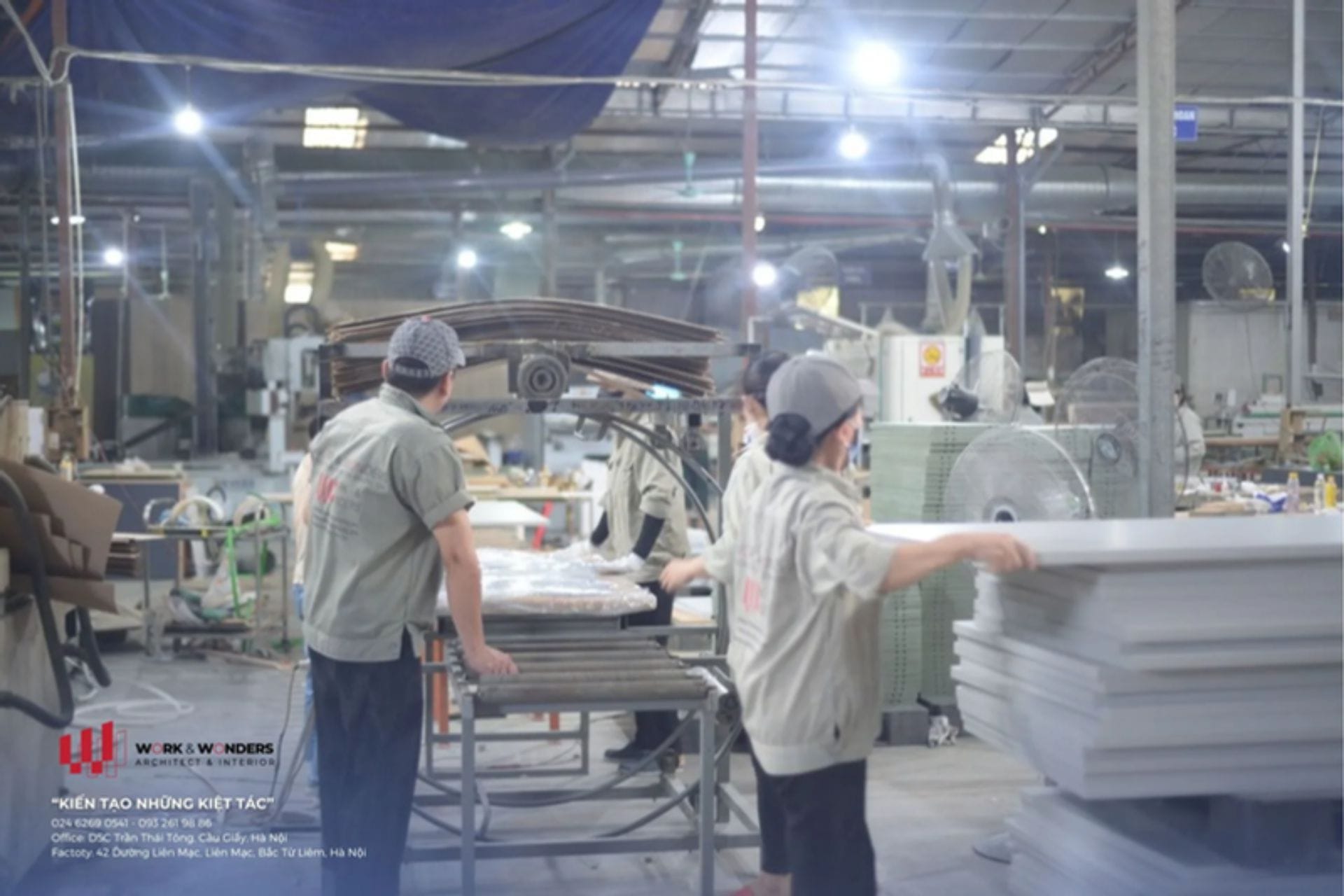 3 bước quyết định chất lượng sản xuất nội thất theo đơn đặt hàng 4 Kiểm tra phụ kiện và bộ tiêu chuẩn lắp đặt để duy trì chất lượng sản xuất nội thất
